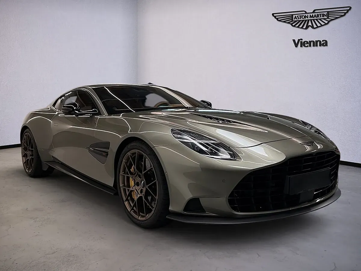 Aston Martin Vanquish 2025 photo 2