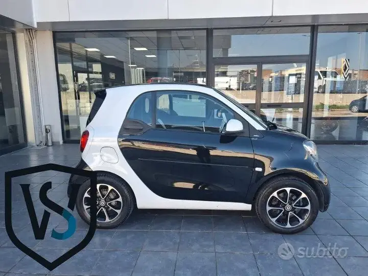 Smart Fortwo 2015 photo 4