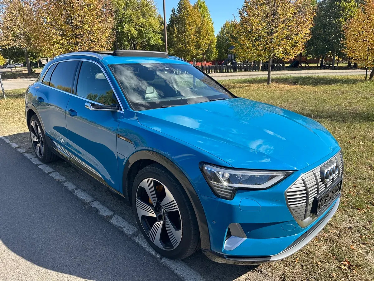 Audi E-Tron