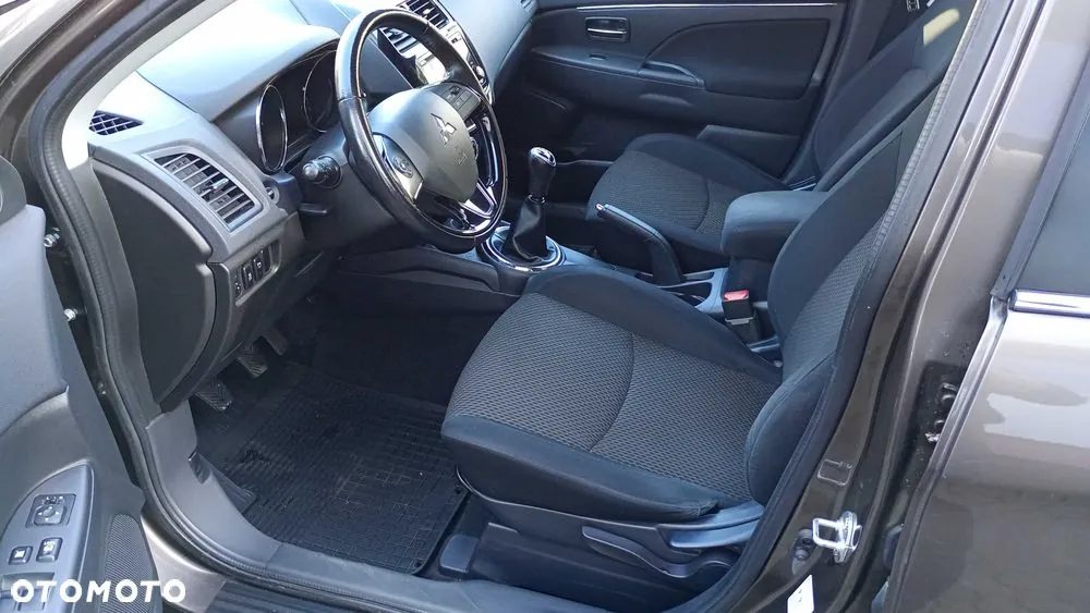 Mitsubishi Asx 2016 photo 4