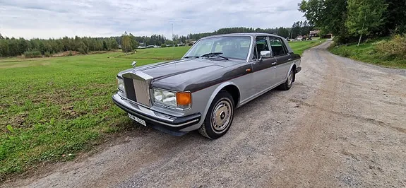 Rolls-Royce Silver Spur