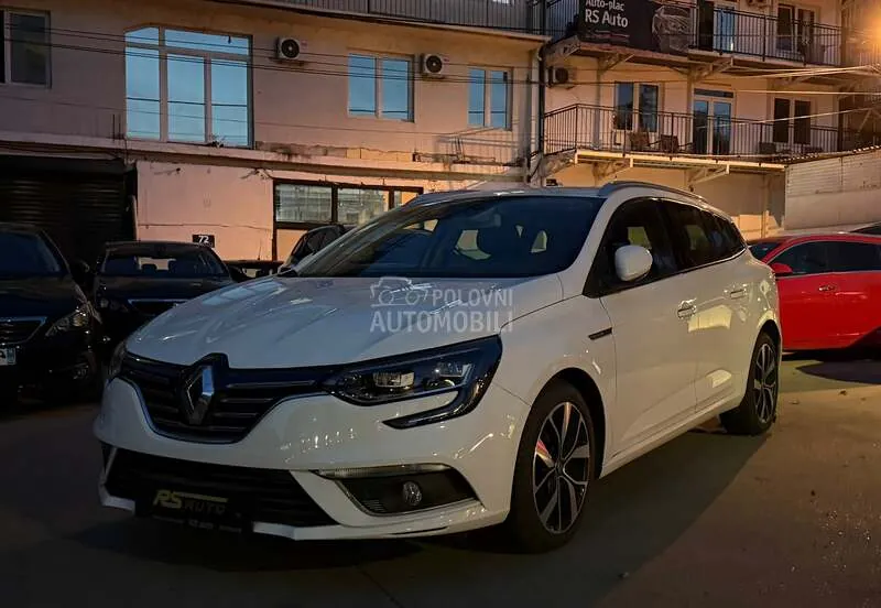 Renault Megane 2019 photo 2