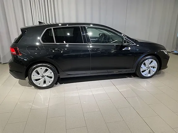 Volkswagen Golf I 2026 photo 4