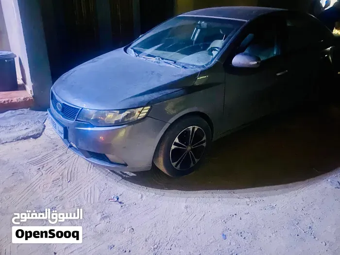 Kia Forte 2010 photo 4