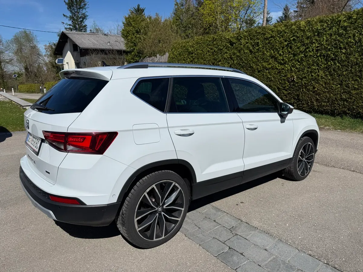 Seat Ateca 2018 photo 2