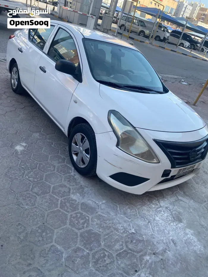 Nissan Sunny 2020 photo 4