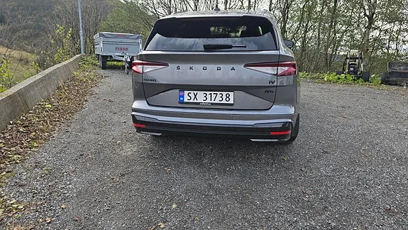 Skoda Enyaq 2023 photo 3