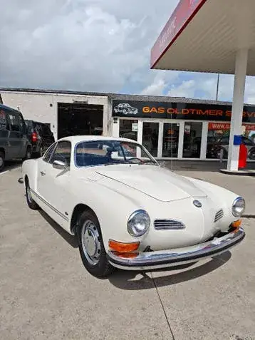 Volkswagen Karmann Ghia