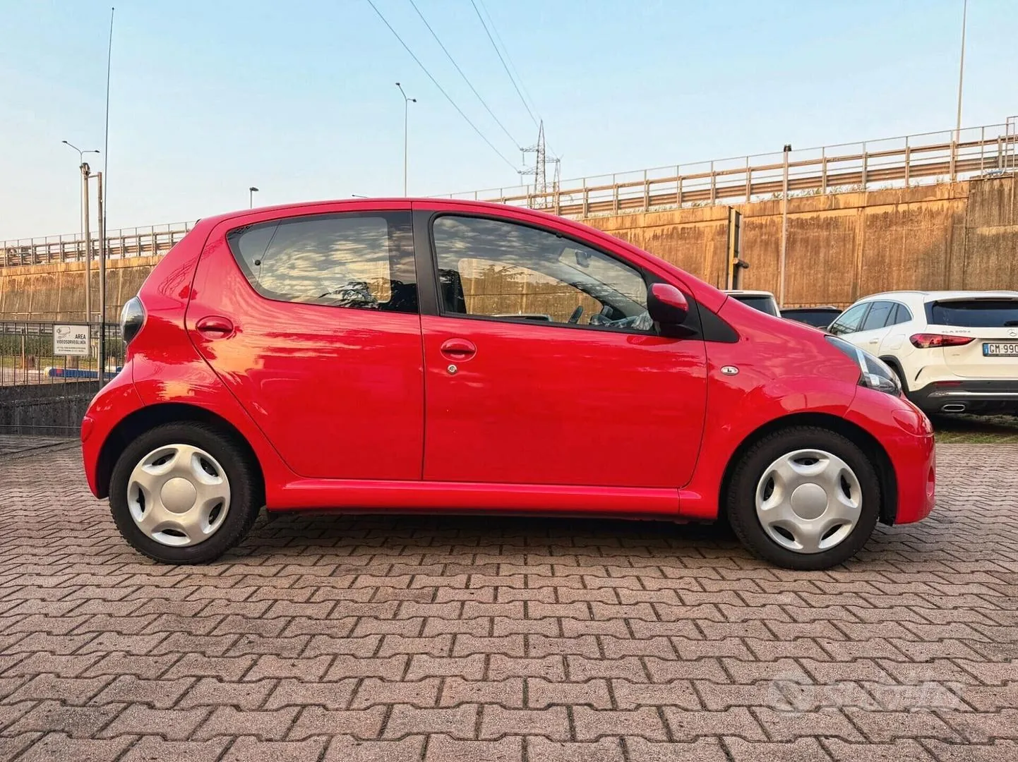 Toyota Aygo 2014 photo 4