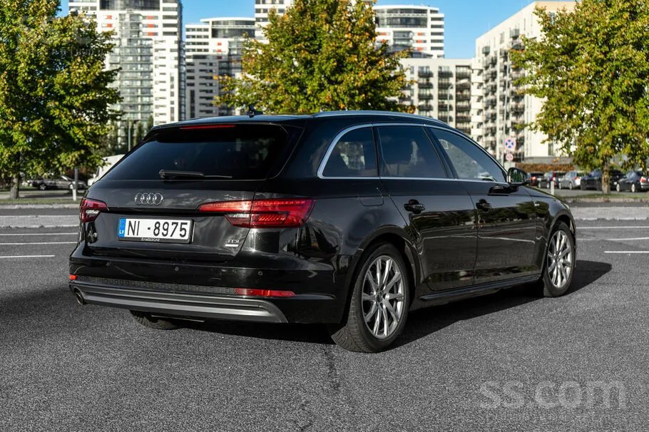 Audi A4 2016 photo 3