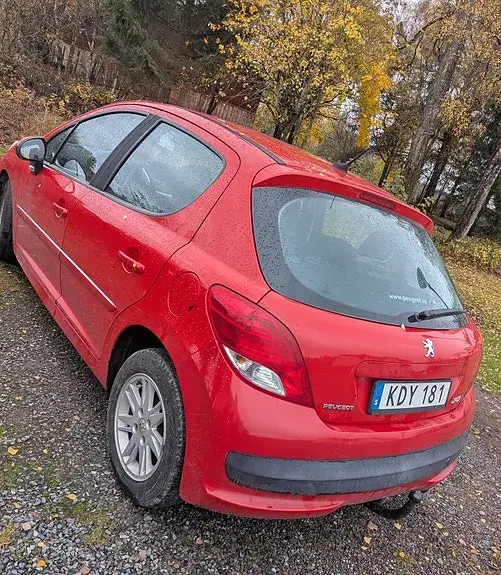 Peugeot 207 2009 photo 2