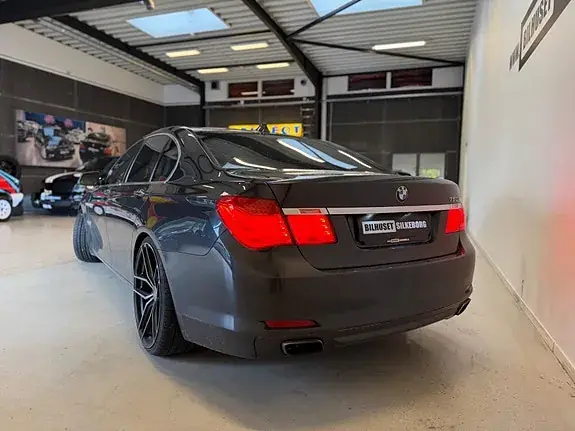 BMW 750I 2008 photo 4