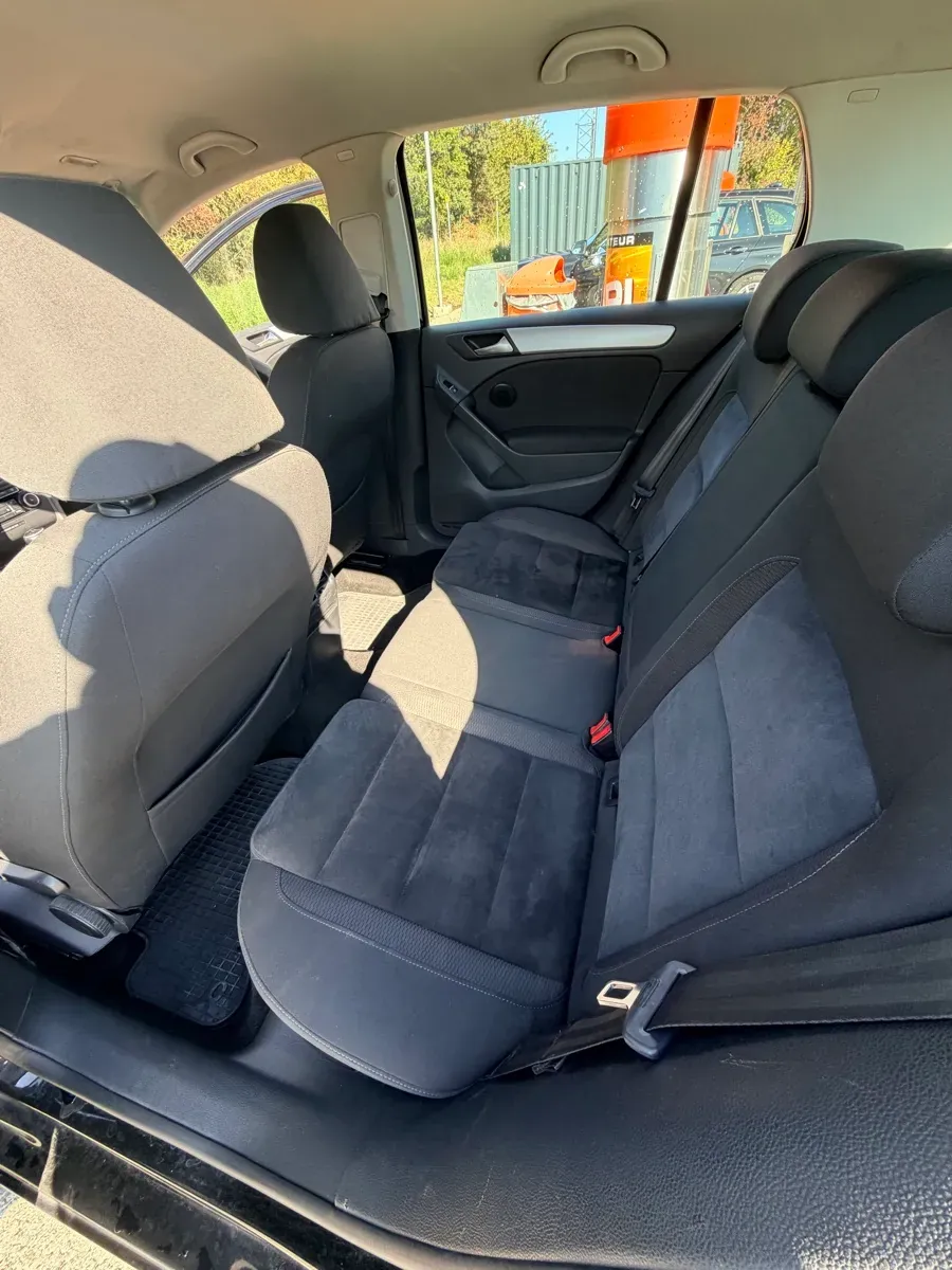 Volkswagen Golf 2009 photo 3