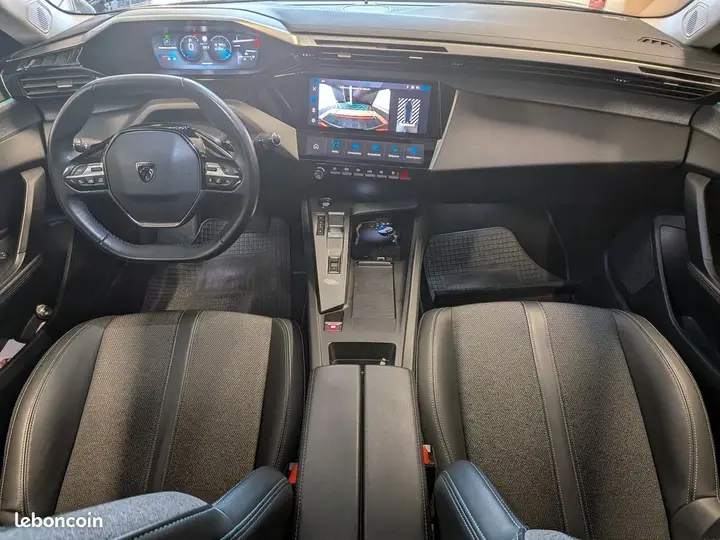 Peugeot 308 2022 photo 3