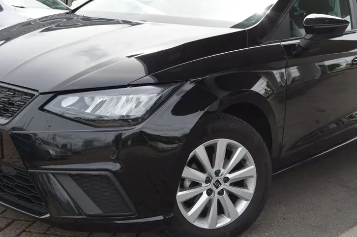 Seat Ibiza 2022 photo 2