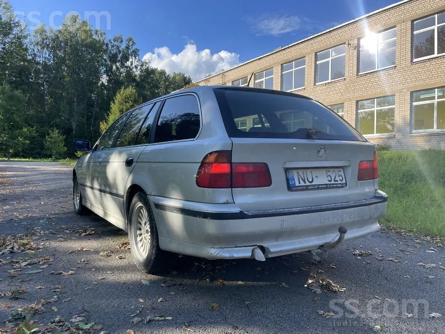 BMW 525 2000 photo 2