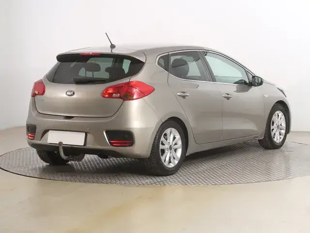 Kia Ceed 2016 photo 4
