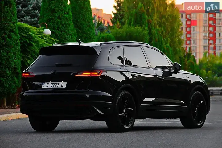 Volkswagen Touareg 2021 photo 3