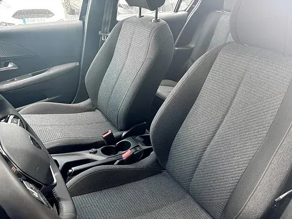 Peugeot 208 2025 photo 5