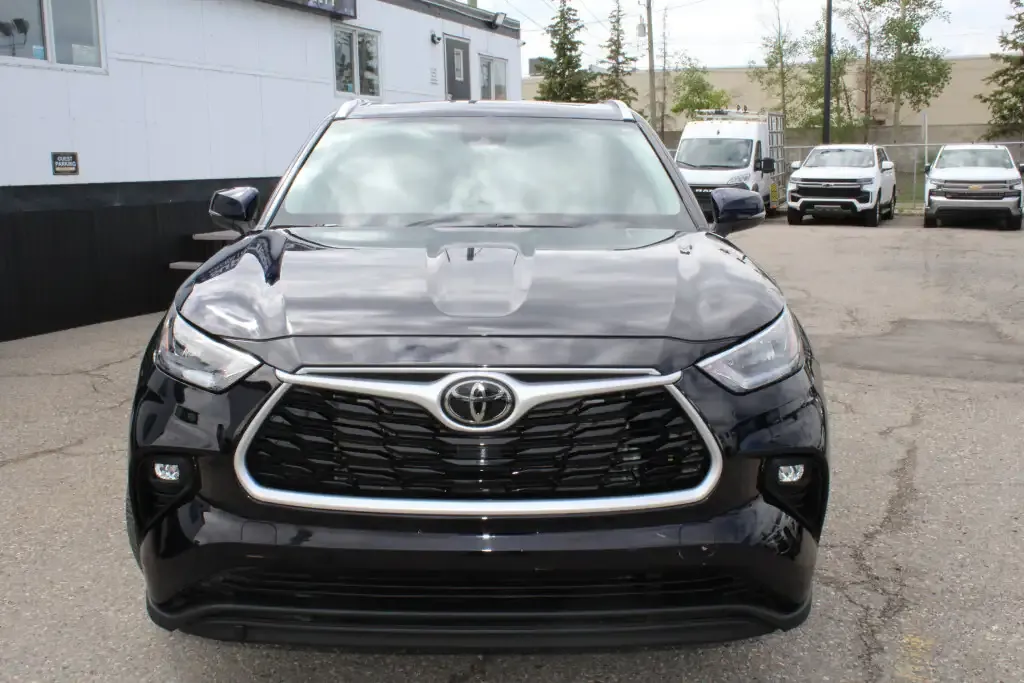 Toyota Highlander 2021 photo 2