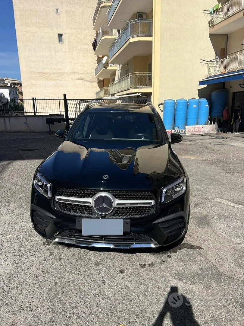 Mercedes-Benz Glb
