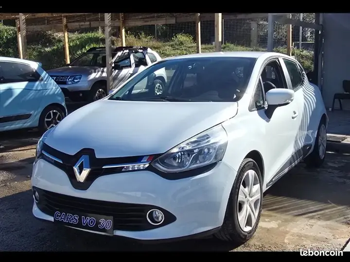Renault Clio 2016 photo 2