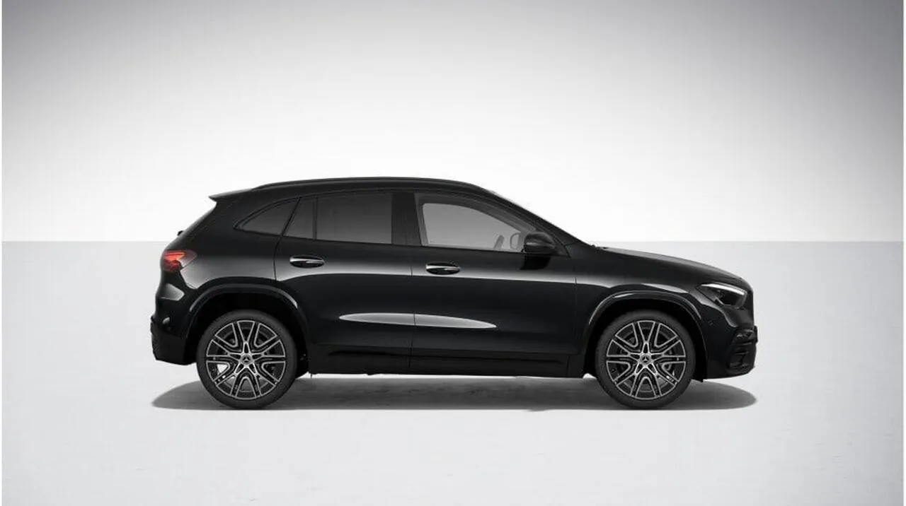 Mercedes-Benz Gla photo 3