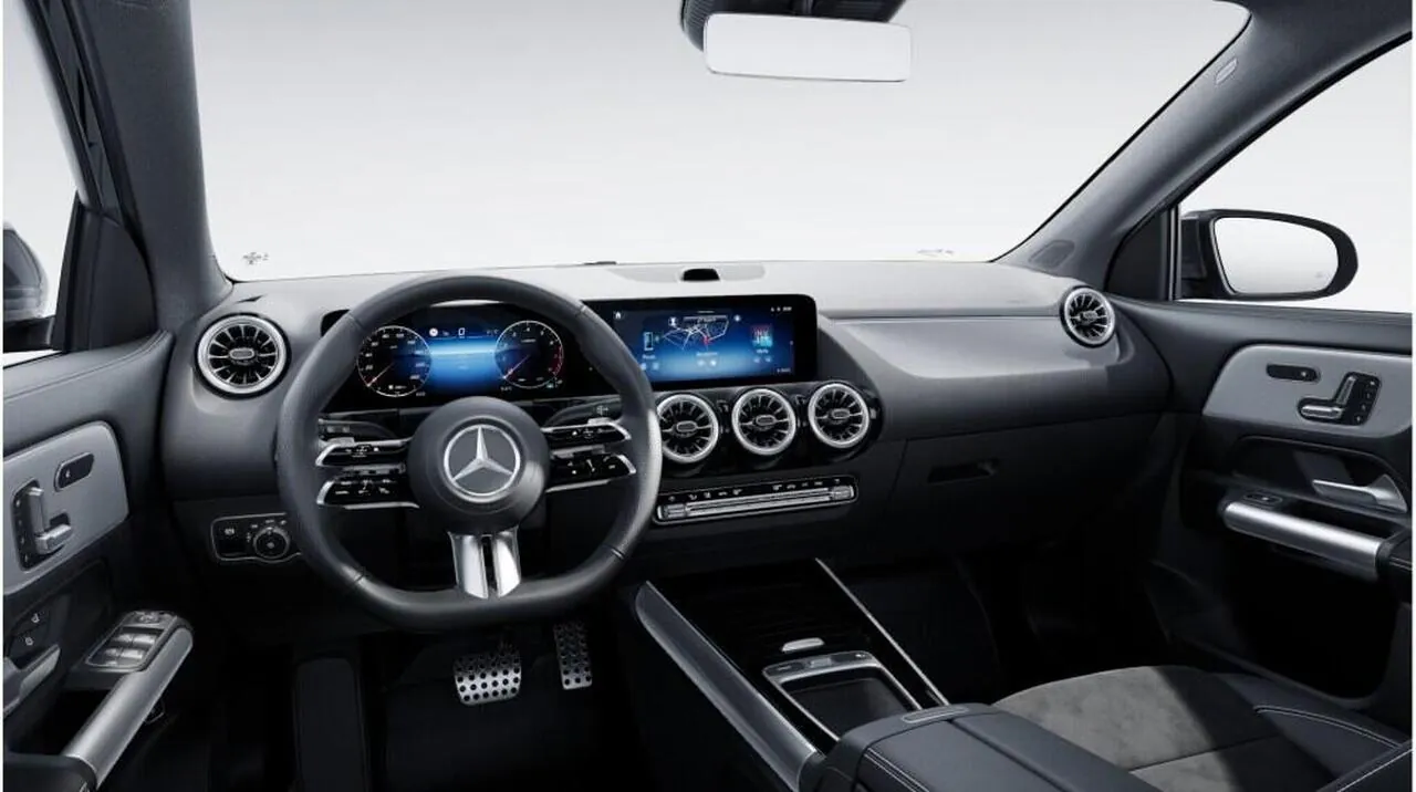 Mercedes-Benz Gla photo 5