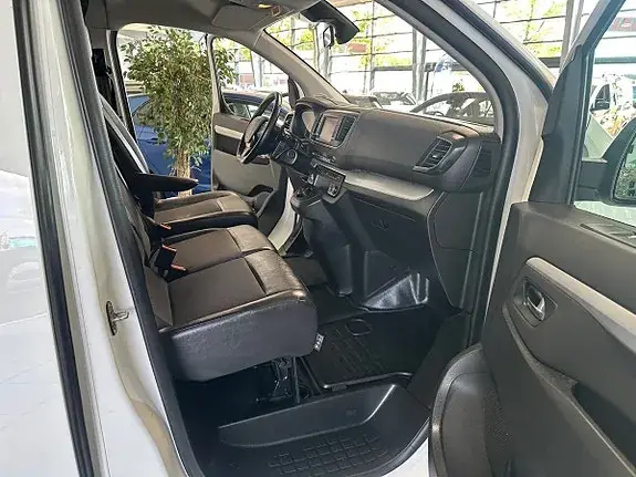 Peugeot Expert 2021 photo 4