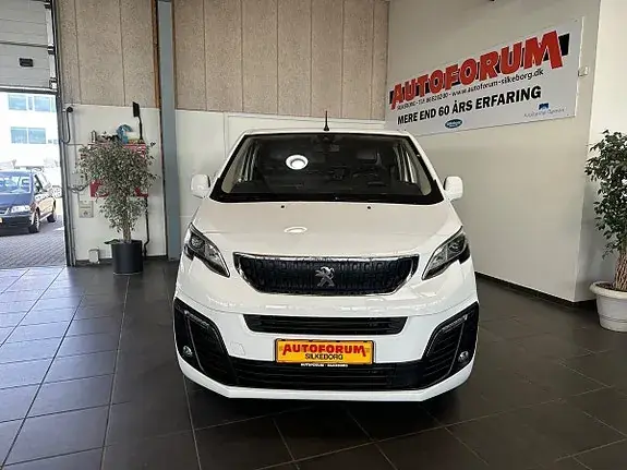 Peugeot Expert 2021 photo 2