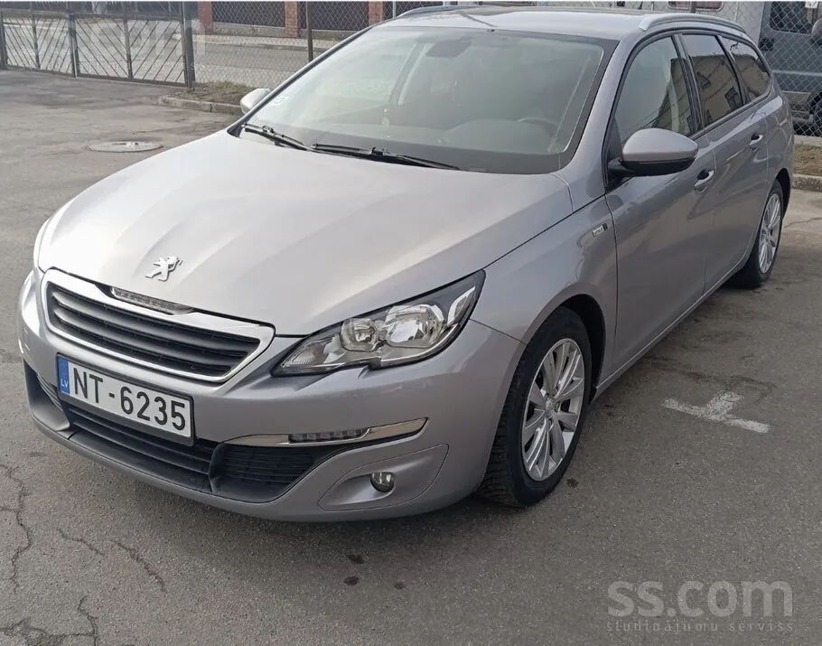 Peugeot 308 2017 photo 2