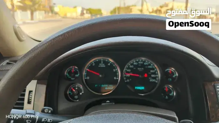 GMC Yukon 2011 photo 3