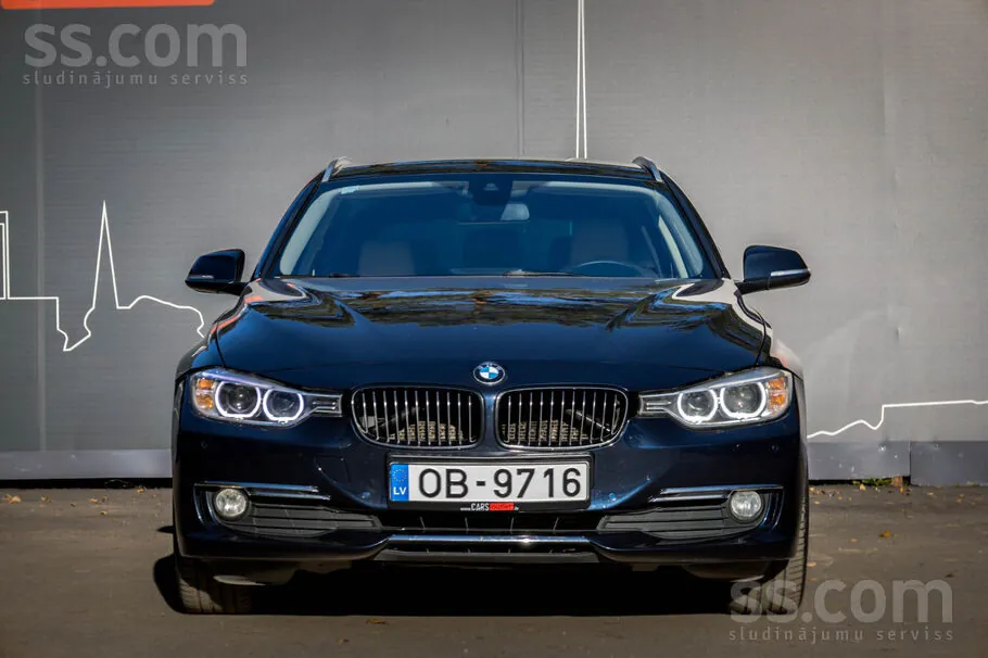 BMW 320 2012 photo 2