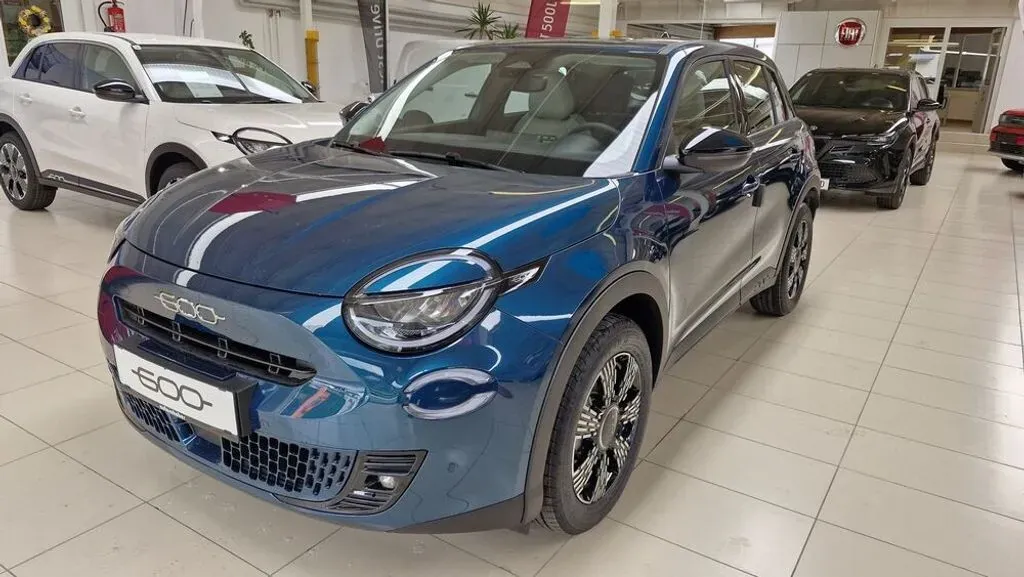 Fiat 600 Hybrid Icon