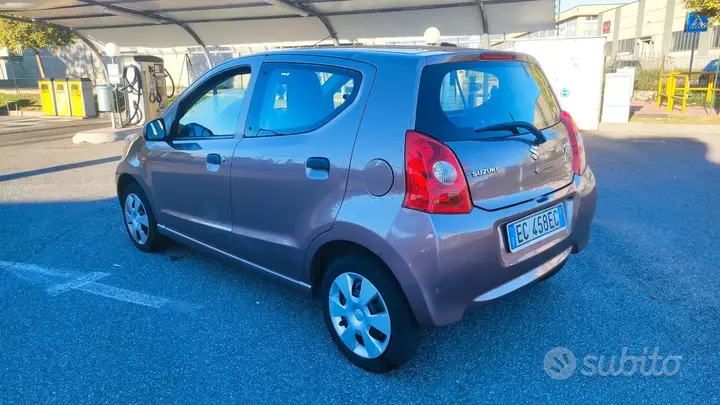 Suzuki Alto 2010 photo 2
