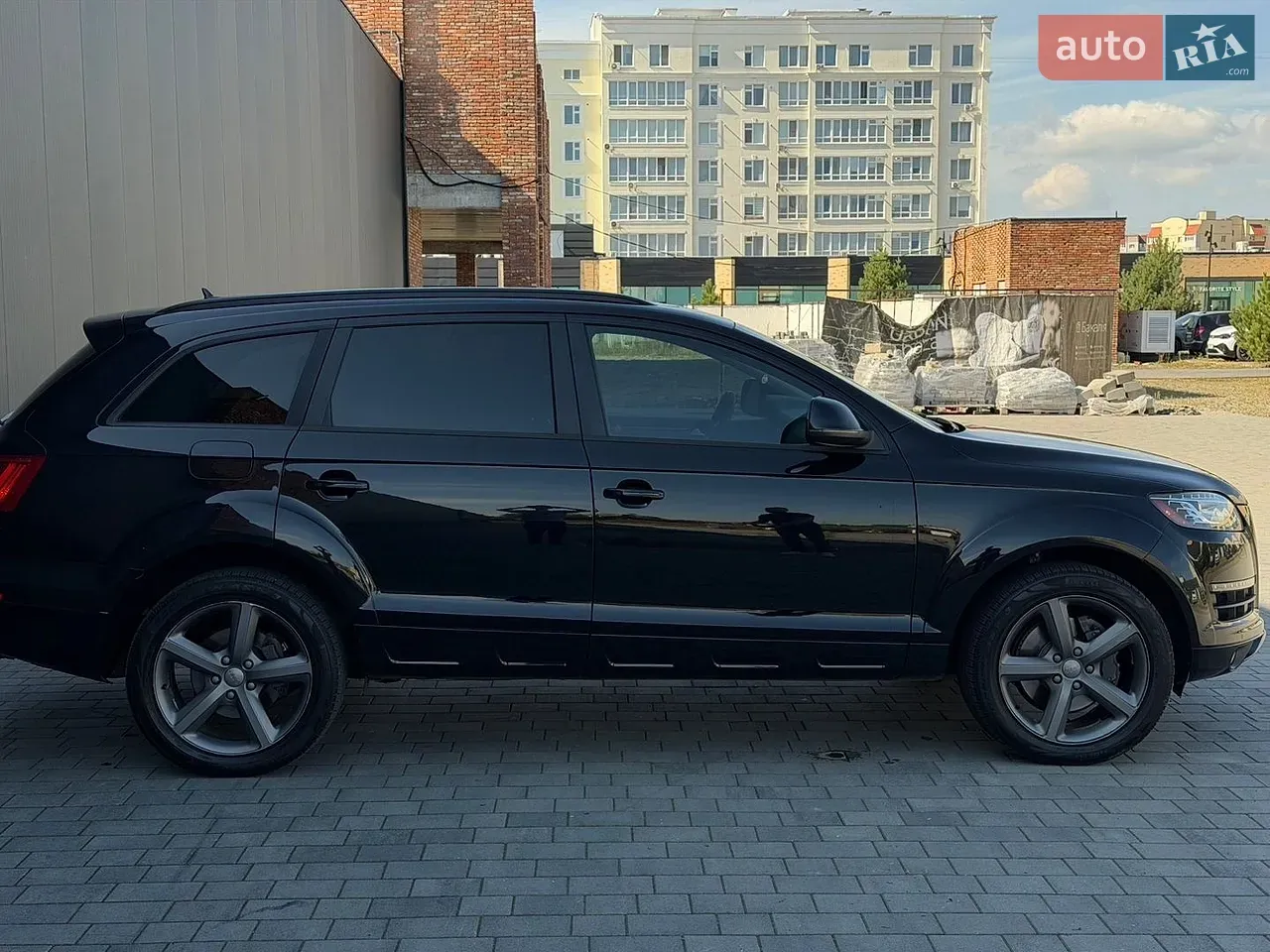 Audi Q7 2015 photo 4