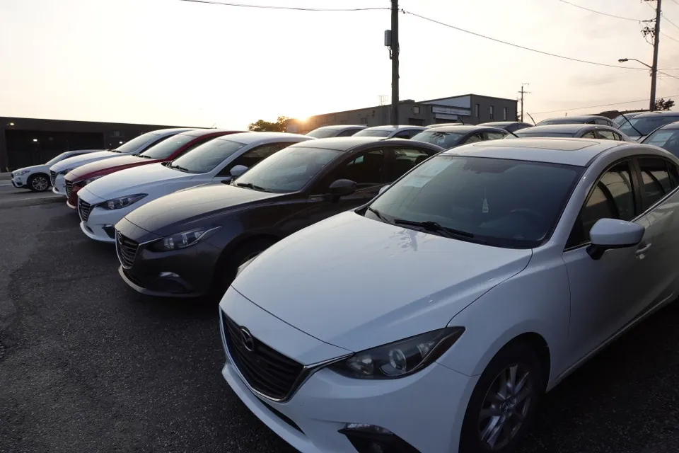 Mazda Mazda3 2015 photo 4