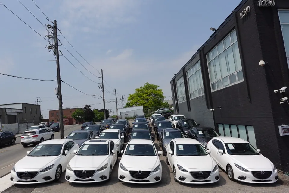Mazda Mazda3 2015 photo 3