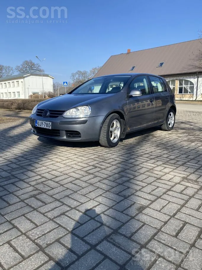 Volkswagen Golf 5 2005 photo 2