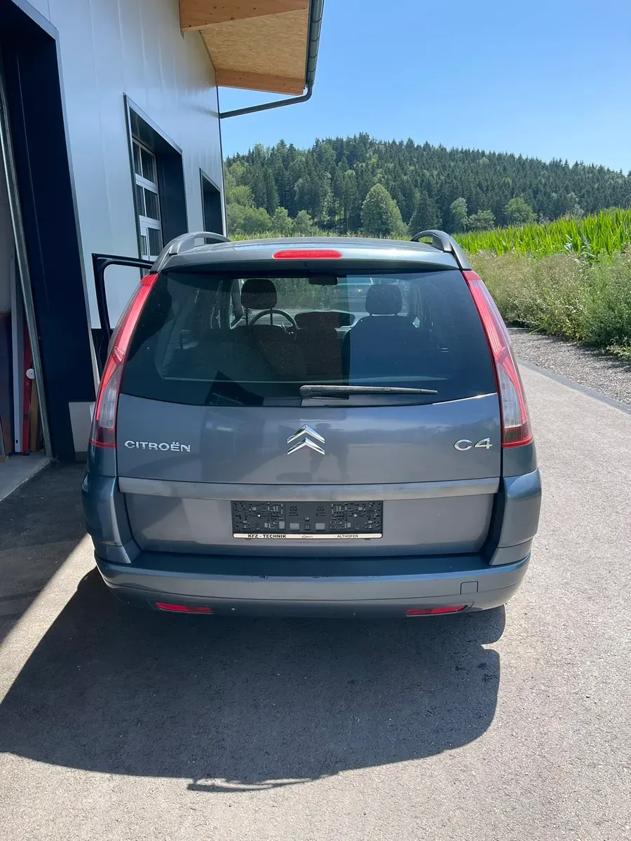 Citroen C4 Picasso 2007 photo 2