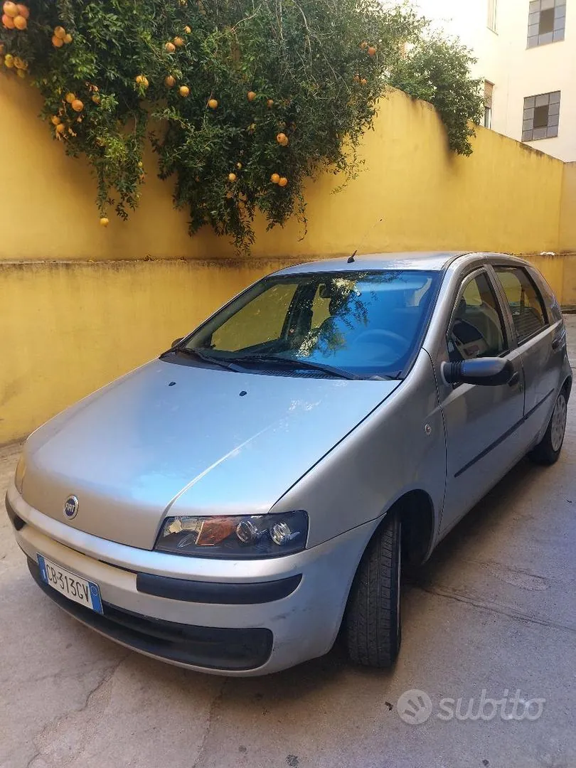 Fiat Punto 2002 photo 2
