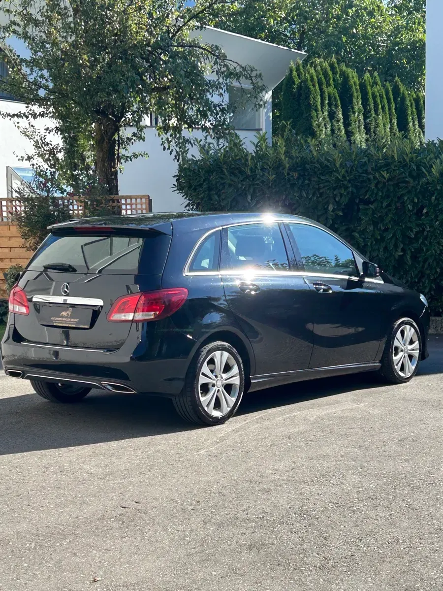 Mercedes-Benz B-Class 2015 photo 3