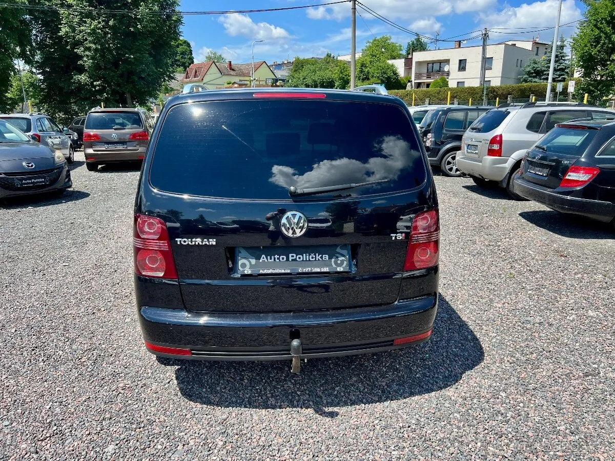 Volkswagen Touran 2008 photo 5
