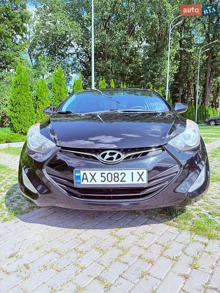 Hyundai Elantra 2012 photo 5