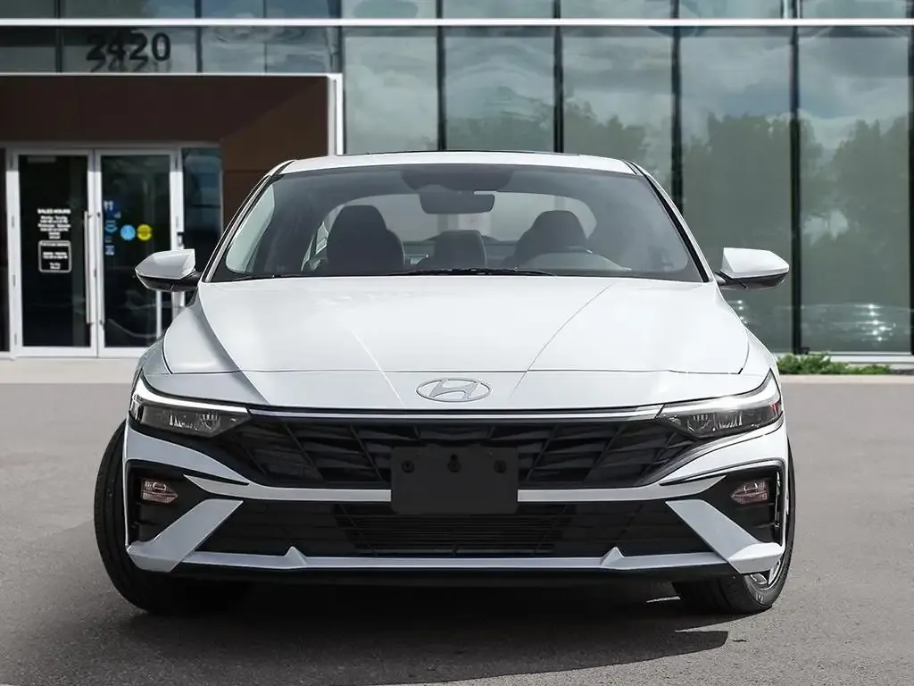 Hyundai Elantra 2026 photo 2