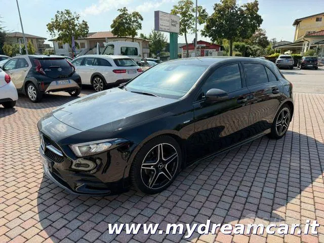 Mercedes-Benz A 180 2022 photo 2