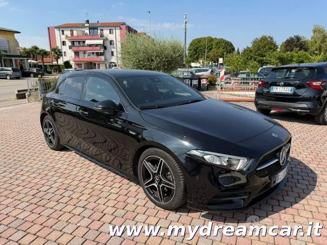 Mercedes-Benz A 180 2022 photo 3