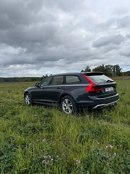 Volvo V90 2018 photo 2