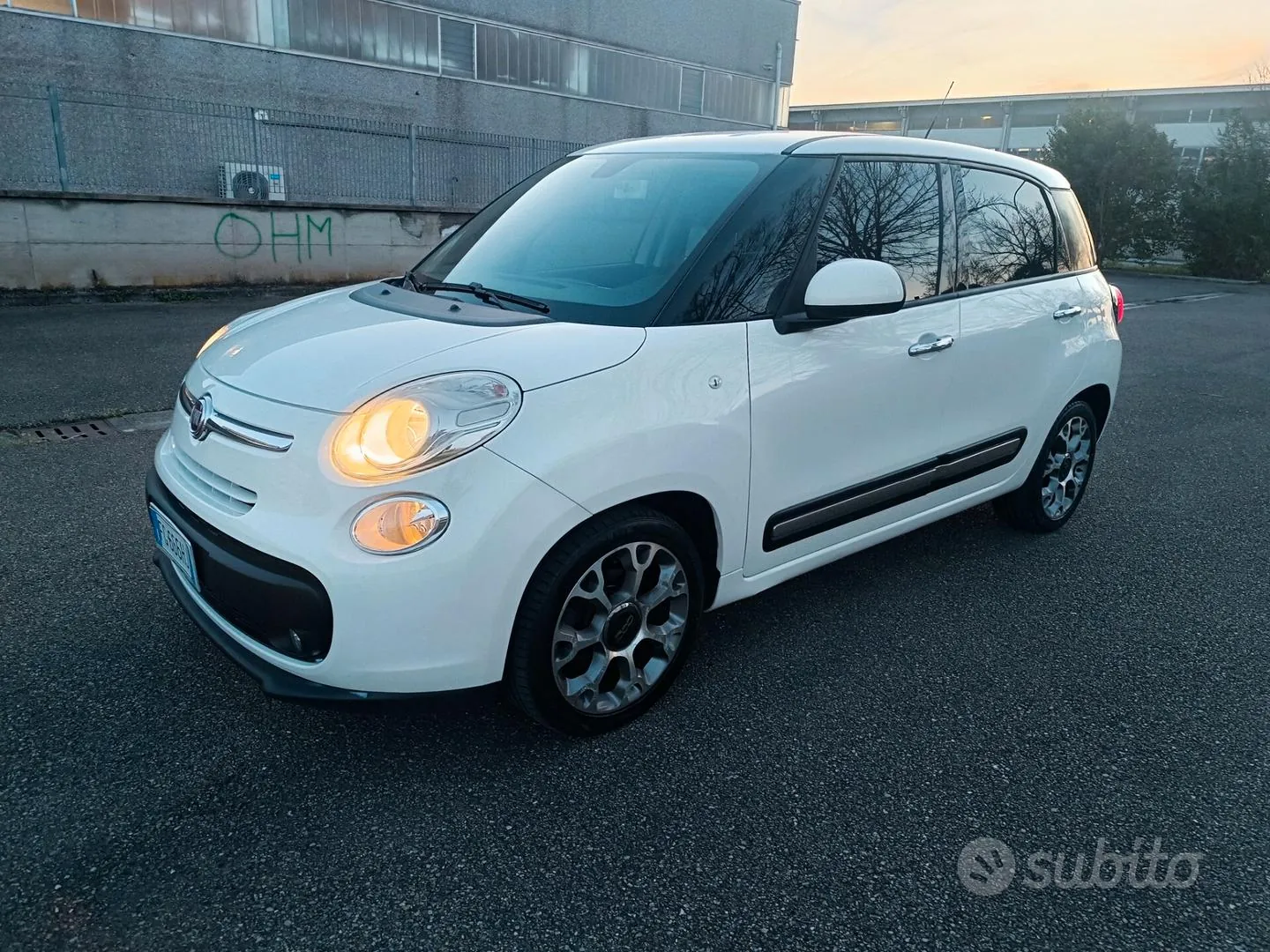 Fiat 500L 2016 photo 2