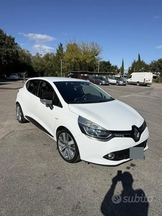 Renault Clio Iv 2014 photo 2